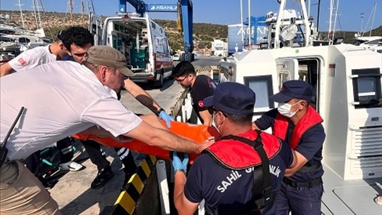 Muğla Açıklarında Tıbbi Tahliye: 2 Kişi Kurtarıldı