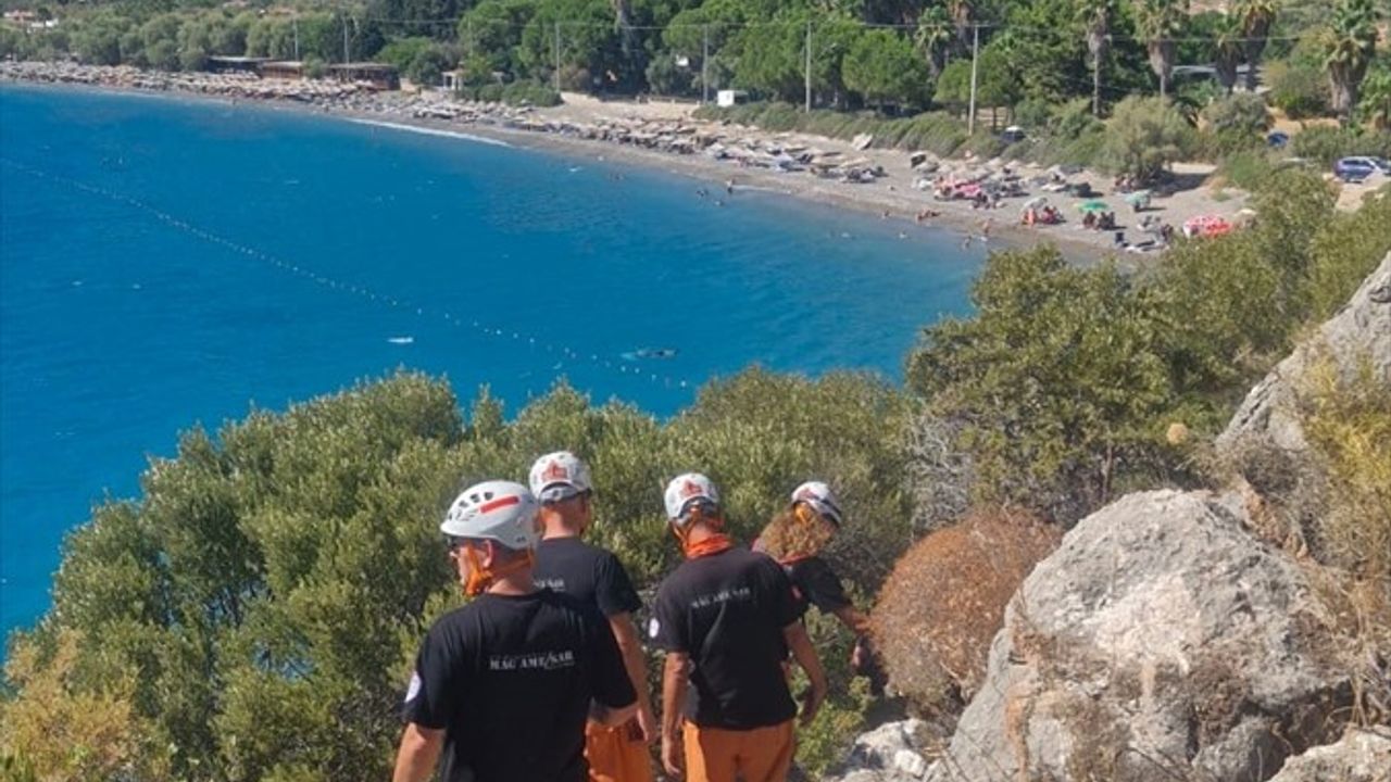 Muğla'da Mahalle Afet Gönüllüleri Yangın Nöbetinde