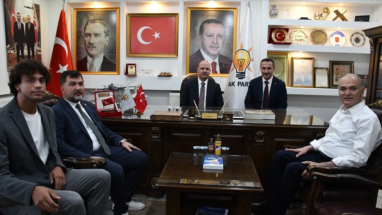 Ömer İleri Düzce'de: 'Terörsüz Türkiye' ile Türkiye'yi Prangalardan Kurtaracağız