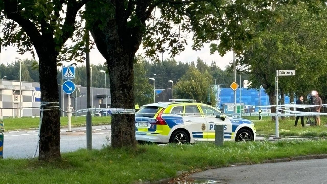 Örebro'da camide silahlı saldırı: 2 yaralı