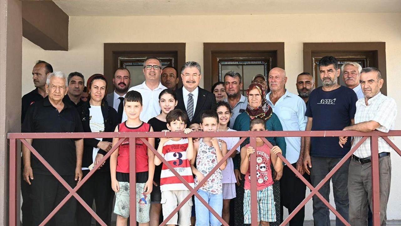 Osmaniye'de 26 Köy Evi Depremzedelere Anahtar Teslimi