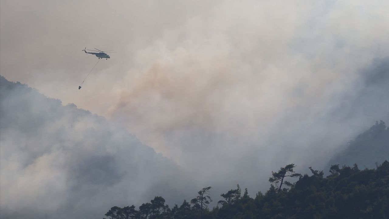 Pamukkale'de Orman Yangını Büyük Ölçüde Kontrol Altına Alındı