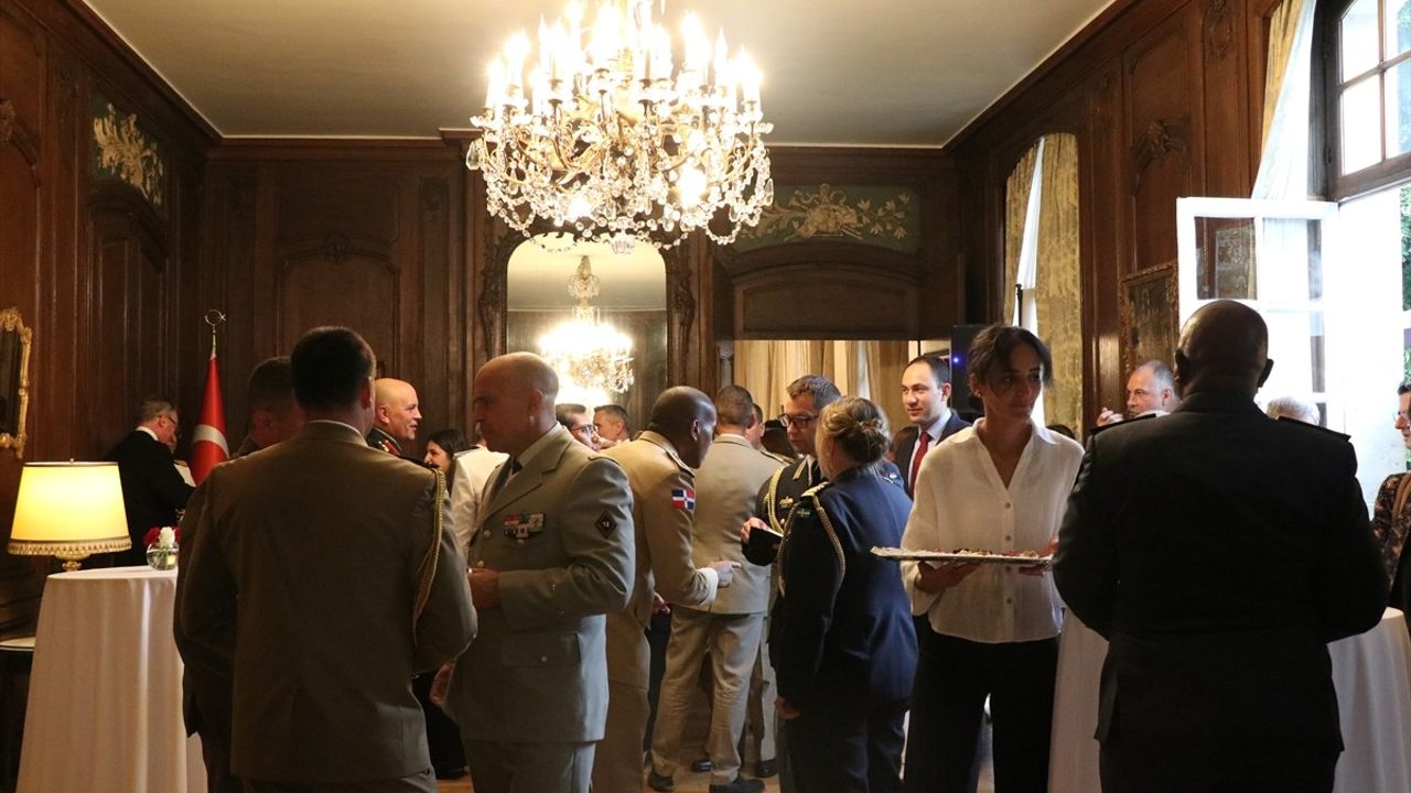 Paris'te 30 Ağustos Zafer Bayramı Resepsiyonu — Türkiye'nin Paris Büyükelçiliği