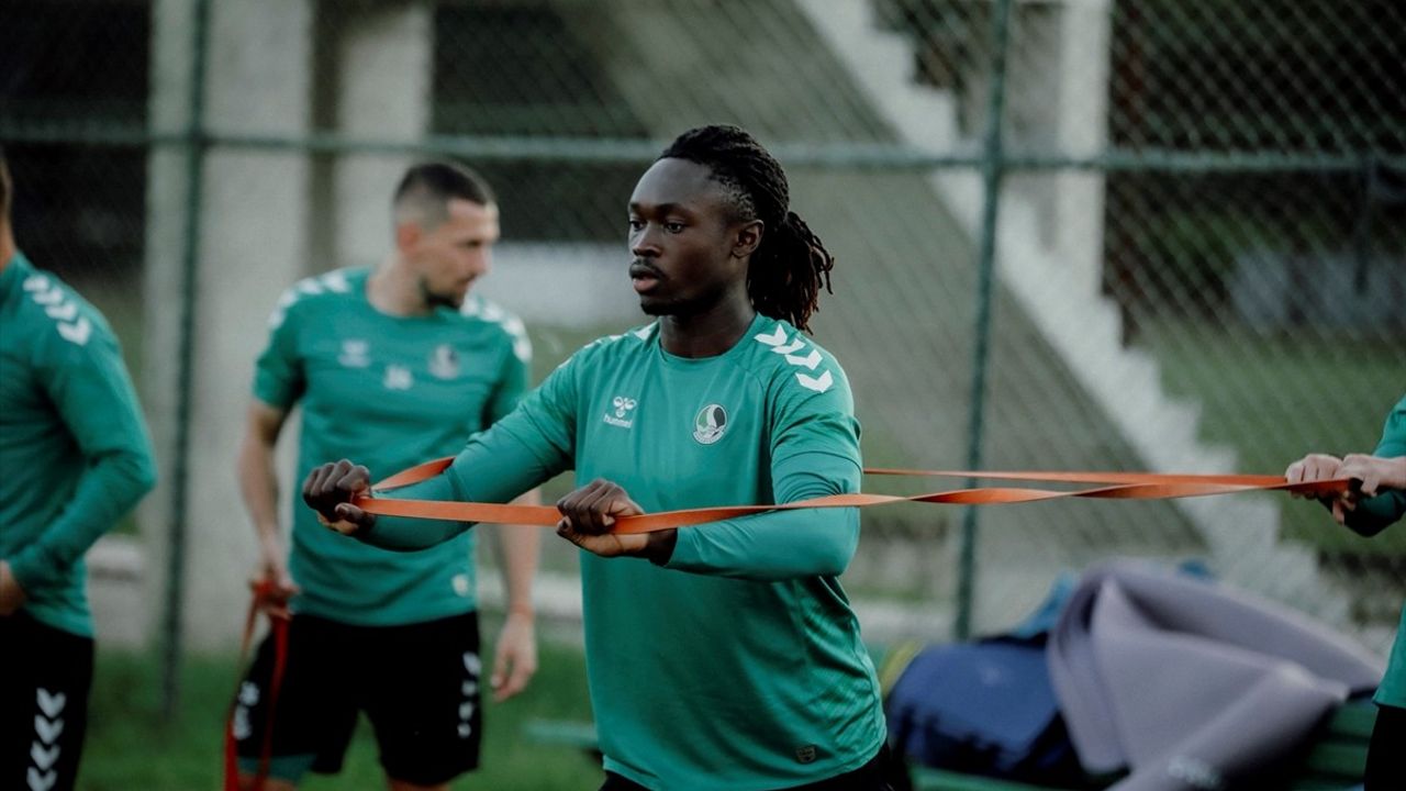 Sakaryaspor, Boluspor Maçı İçin Hazırlıklara Başladı