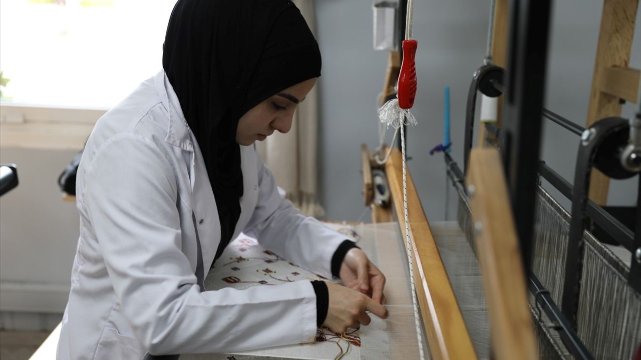 Samsun'da Kenevir Dokuma Geleneği ve Kadın İstihdamı