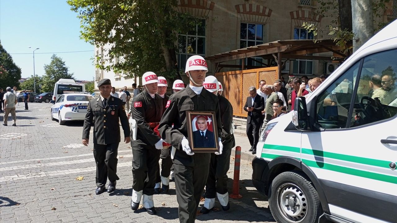 Samsun'da Kıbrıs Gazisi Necmi Çiçek Toprağa Verildi