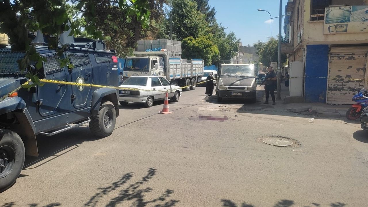 Şanlıurfa'da Akrabalar Arasında Silahlı Kavga: 1 Ölü, 3 Yaralı