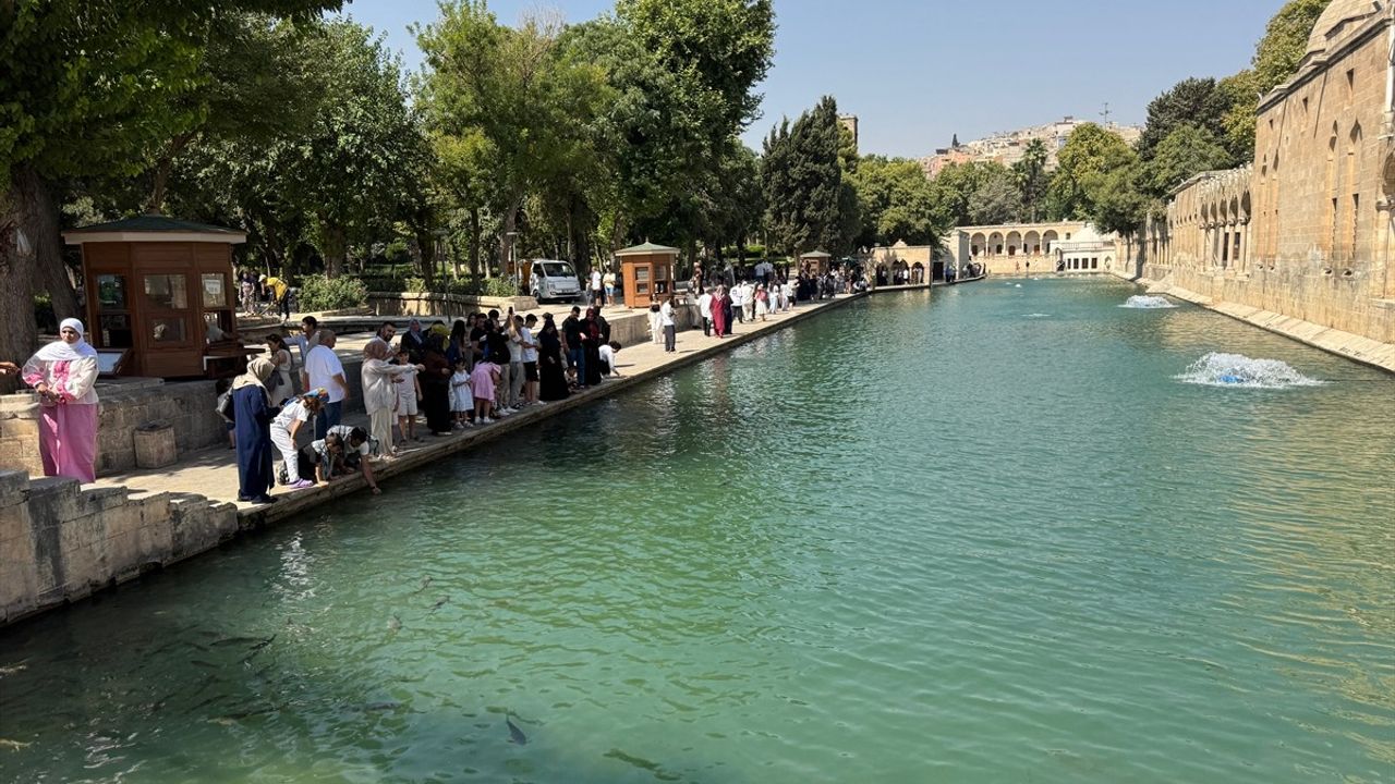 Şanlıurfa'da Kavurucu Sıcaklar: Termometre 47 dereceyi Gösterdi