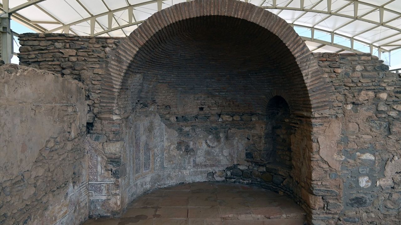 Sardes Antik Kenti'ndeki Lidya Kalıntıları Ziyarete Açılıyor