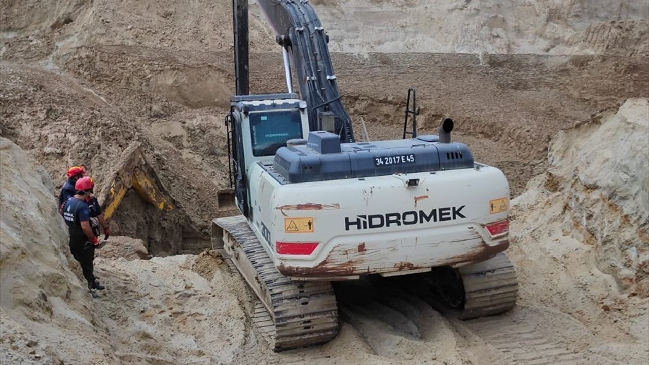 Silivri'de Kum Ocağındaki Göçükte Gözüya Kaybedilen İşçinin Cesedi Bulundu