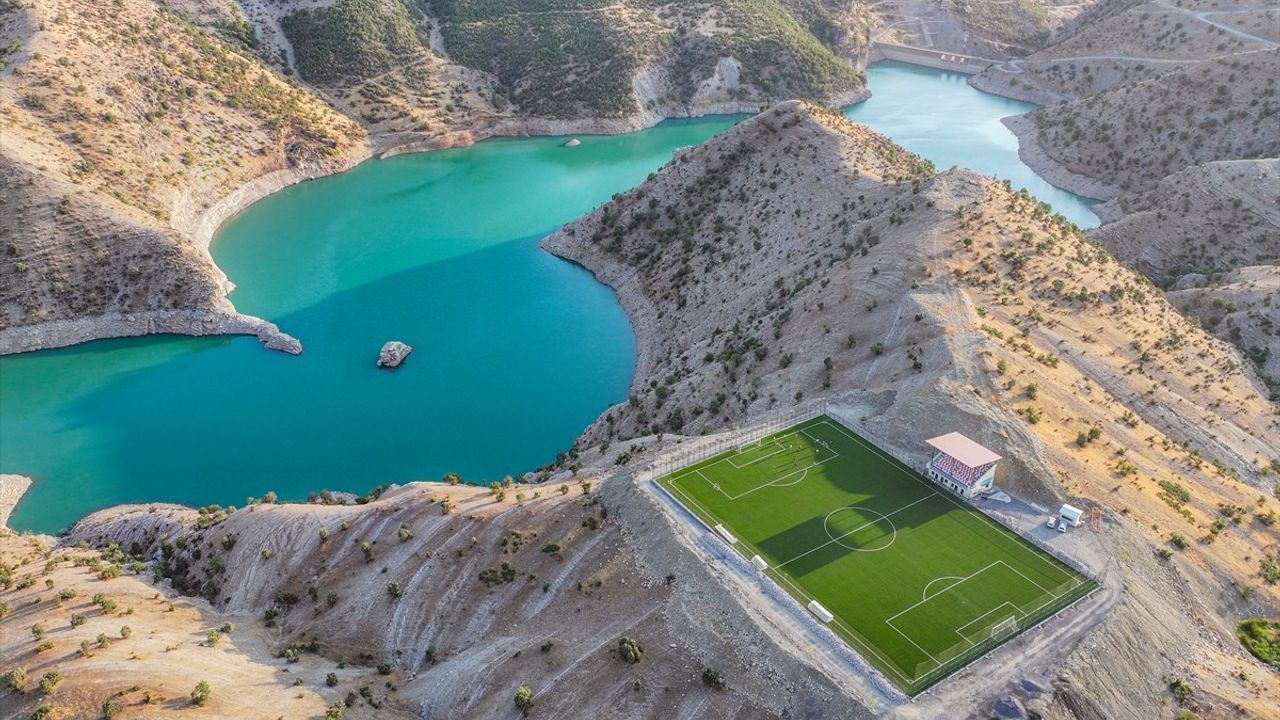 Şırnak'ta Gençlerin Futbol Hayali Gerçek Oluyor