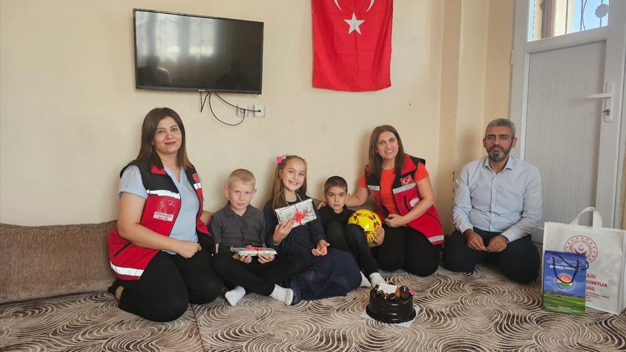 Şırnak'ta Şehit Oğluna Duygusal Doğum Günü Sürprizi