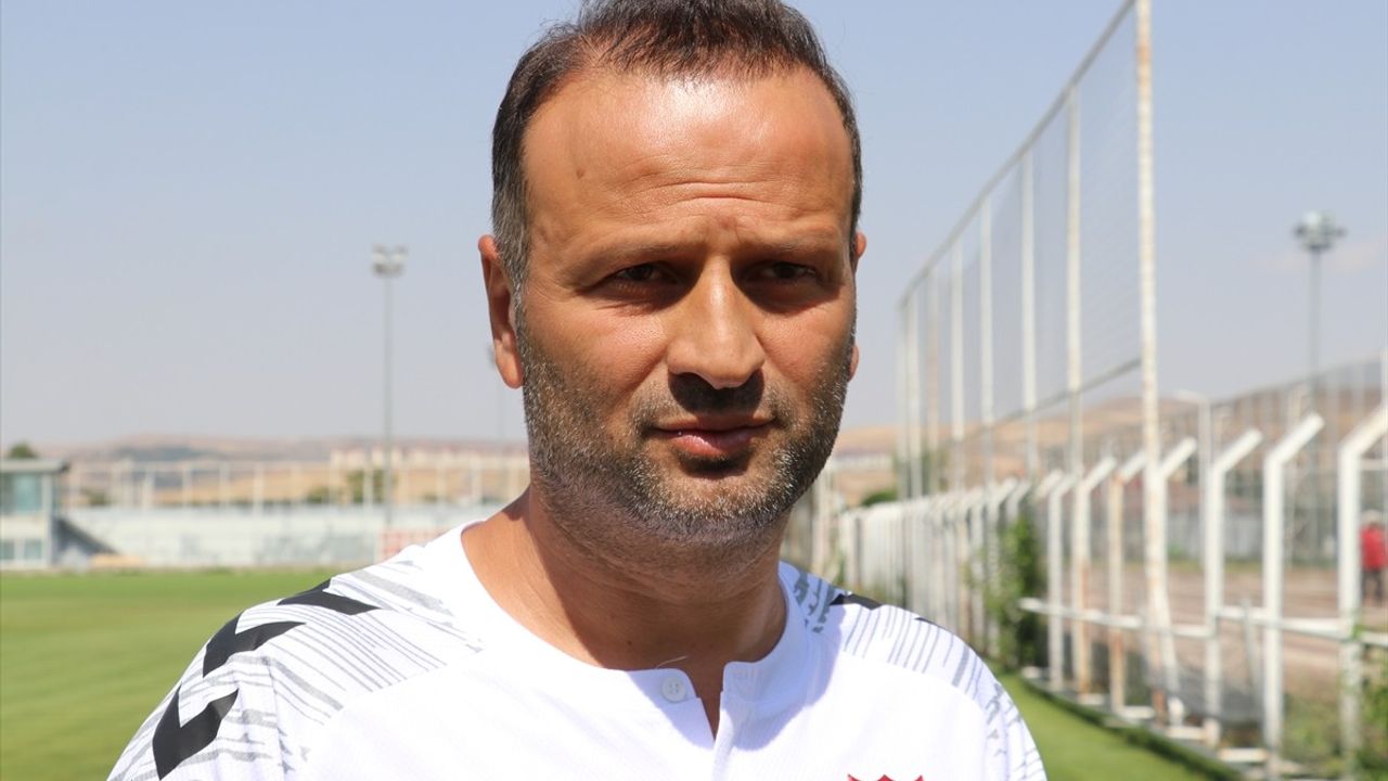 Sivasspor, Süper Lig Hedefiyle Kadrosunu Güçlendiriyor