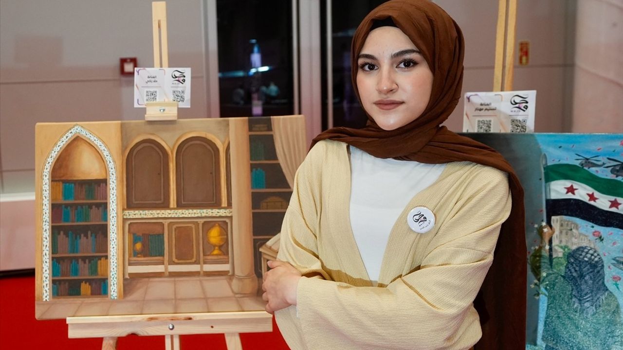 Suriyeli Genç Sanatçılar İstanbul'da: Vecd Ekibi Sergisi 10. Uluslararası Arapça Kitap Fuarı'nda