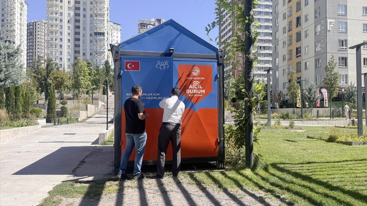 Talas’ta depreme hazırlık: Parklara 'Acil Durum Konteynerleri' yerleştirildi