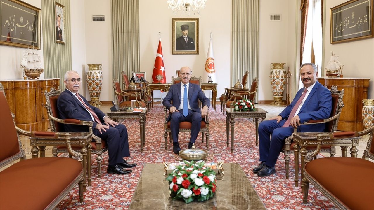 TBMM Başkanı Numan Kurtulmuş, AYM Başkanı Kadir Özkaya'yı Ağırladı
