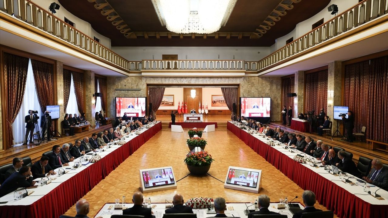 TBMM'de Milli Dayanışma Komisyonu: 7'nci Toplantıda 10 Eski Meclis Başkanı