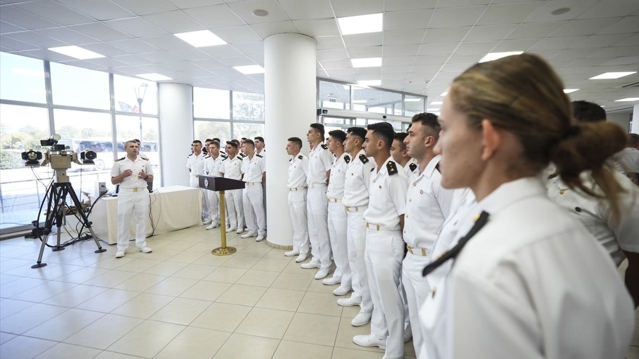 TEKNOFEST Mavi Vatan'da Deniz Harp Sanayiinde Yapay Zeka Forumu