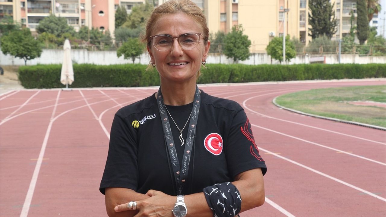 Toprak Ege Özdemir milli formayla madalyalara koşuyor