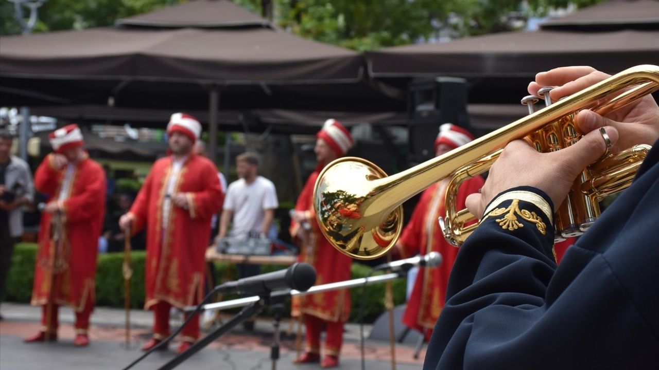 Trabzon'un Fethi 564. Yılında Törenle Anıldı
