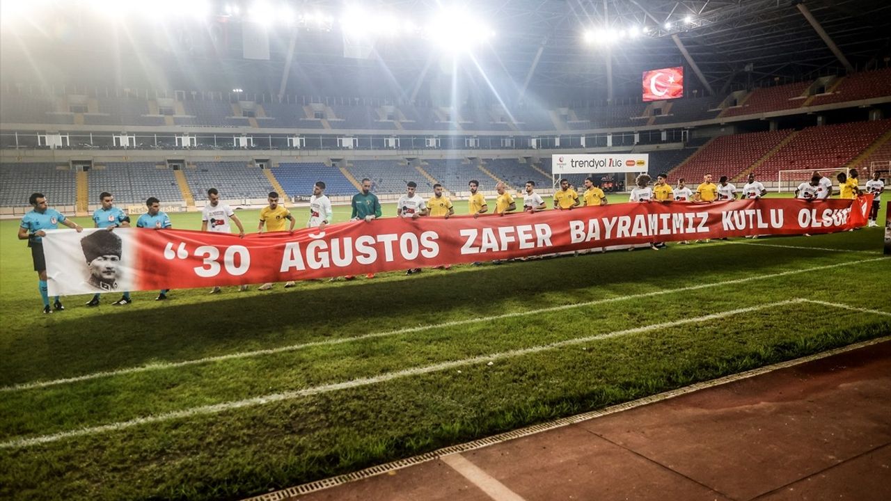 Trendyol 1. Lig: Atakaş Hatayspor ile İstanbulspor 1-1 Berabere