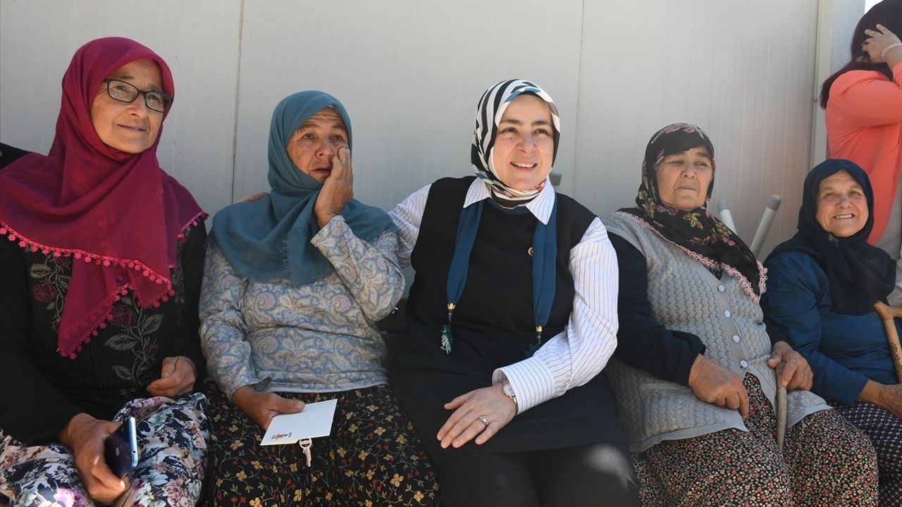 Tuğba Işık Ercan: Kadınlar Toplumun Her Alanında Özgürce Var Oluyor