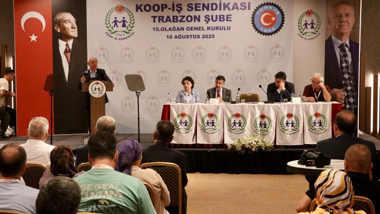 TÜRK-İŞ Başkan Yardımcısı Eyüp Alemdar, Trabzon'da Önemli Açıklamalarda Bulundu