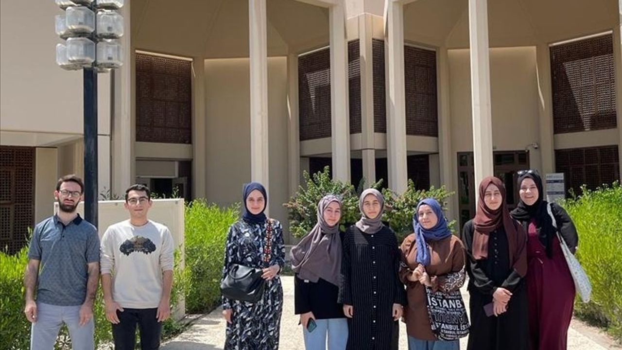 Türkiye Maarif Vakfı ve Katar Üniversitesi 30 Türk Öğrenciye 4 Yıl Tam Burs Veriyor