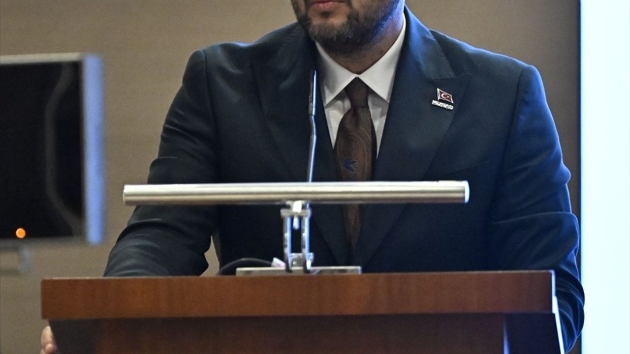 Türkiye ve Senegal Arasındaki Ticaret Hacmi İş Forumunda Masaya Yatırıldı