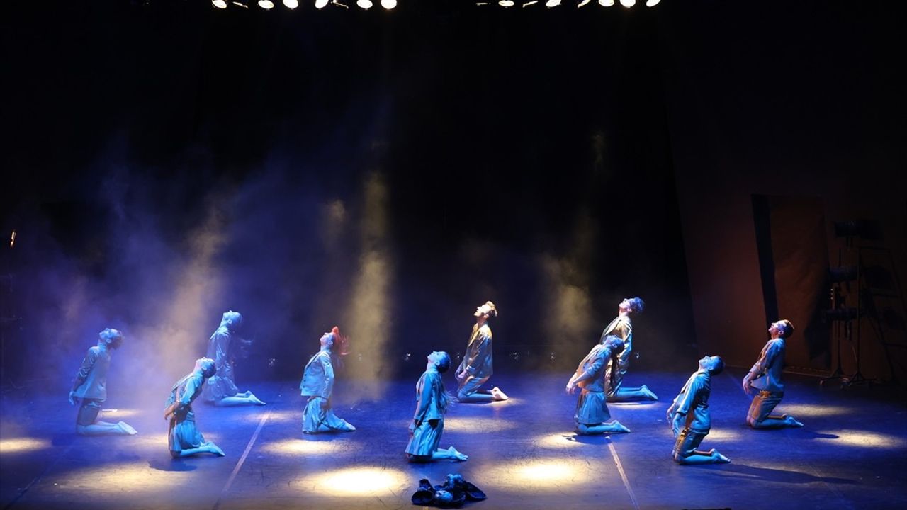 Uluslararası Bodrum Bale Festivali 'Elektronika' ile sona erdi