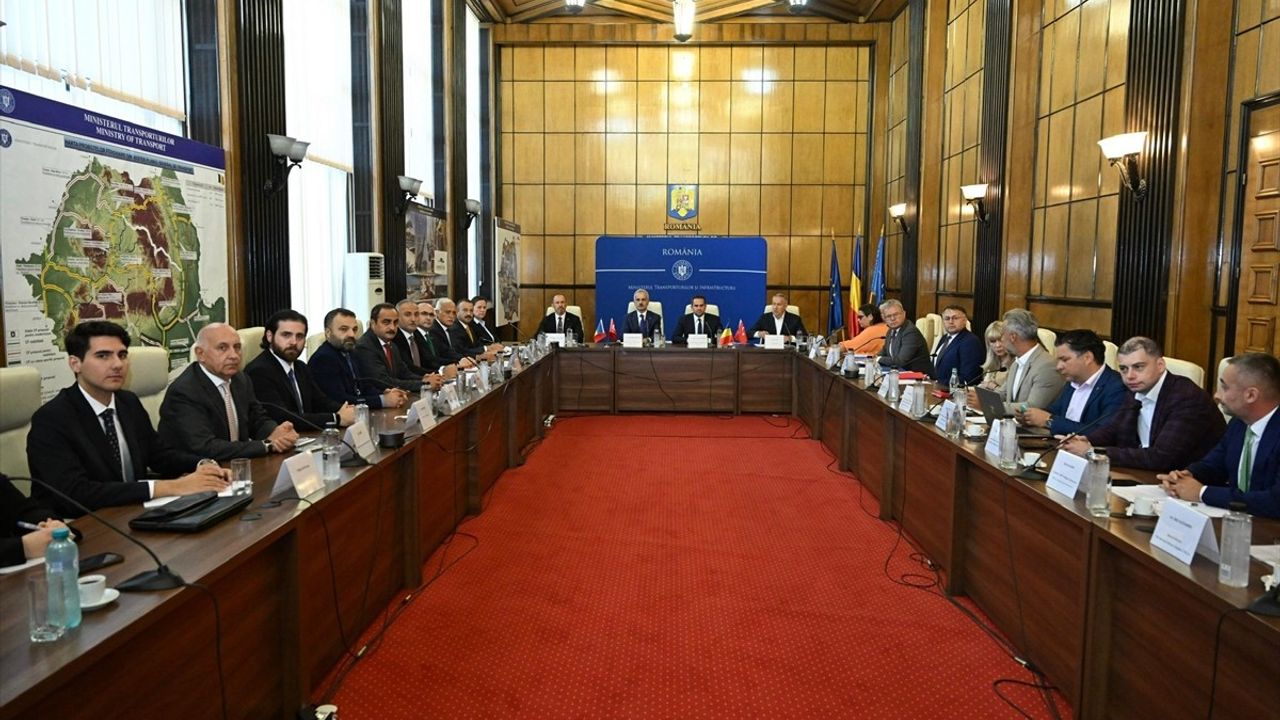 Uraloğlu: Türkiye-Romanya Ulaştırma Koridorlarında İşbirliği Derinleşecek