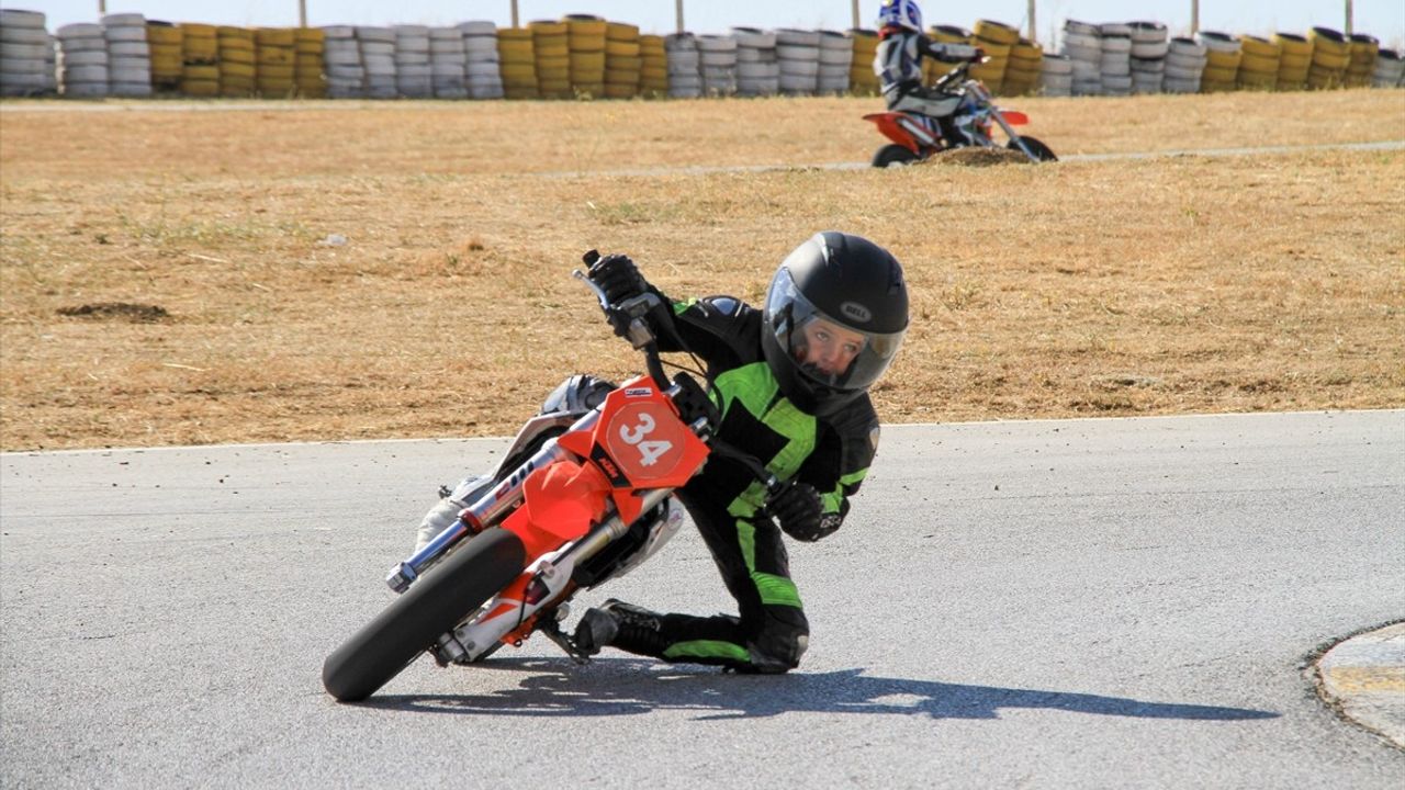 Uşak'ta Türkiye Süpermoto Şampiyonası 3. Ayağı Sona Erdi