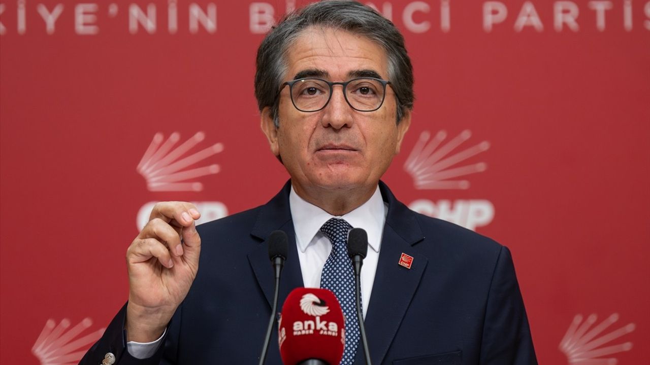 Yalçın Karatepe: Kamu İşveren Heyeti'nin Zam Teklifi 'Ülke Gerçekliğiyle Hiçbir İlgisi Yok'