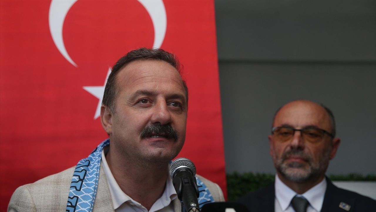 Yavuz Ağıralioğlu Rize'de: Ardeşen Kongresi ve İlçe Açılışları