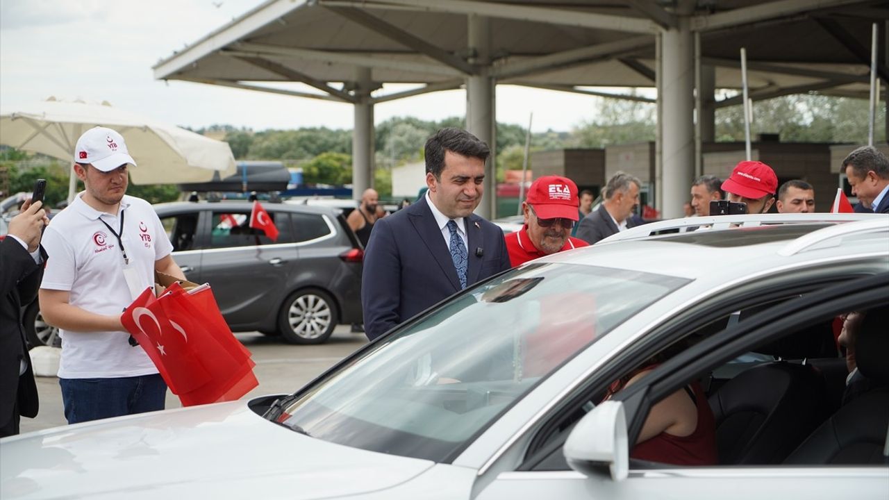 YTB, Yurt Dışındaki Türklerin Gelişimi İçin Çalışmalarını Sürdürüyor