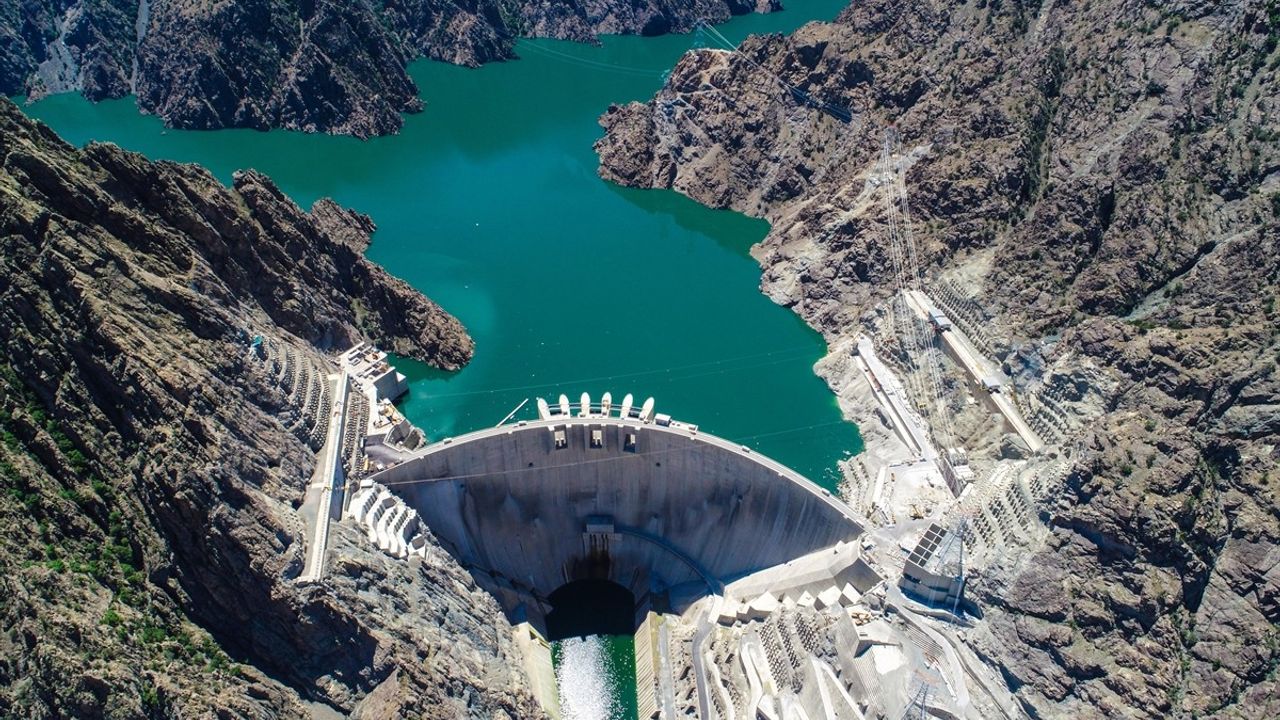 Yusufeli HES, 2,5 Milyon Kişinin Elektrik İhtiyacını Karşılıyor