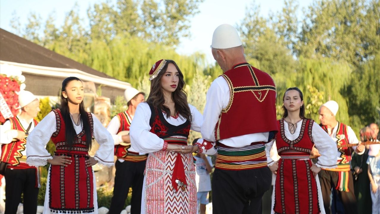 17. Uluslararası Çubuk Turşu ve Kültür Festivali Çubuk'ta Devam Ediyor