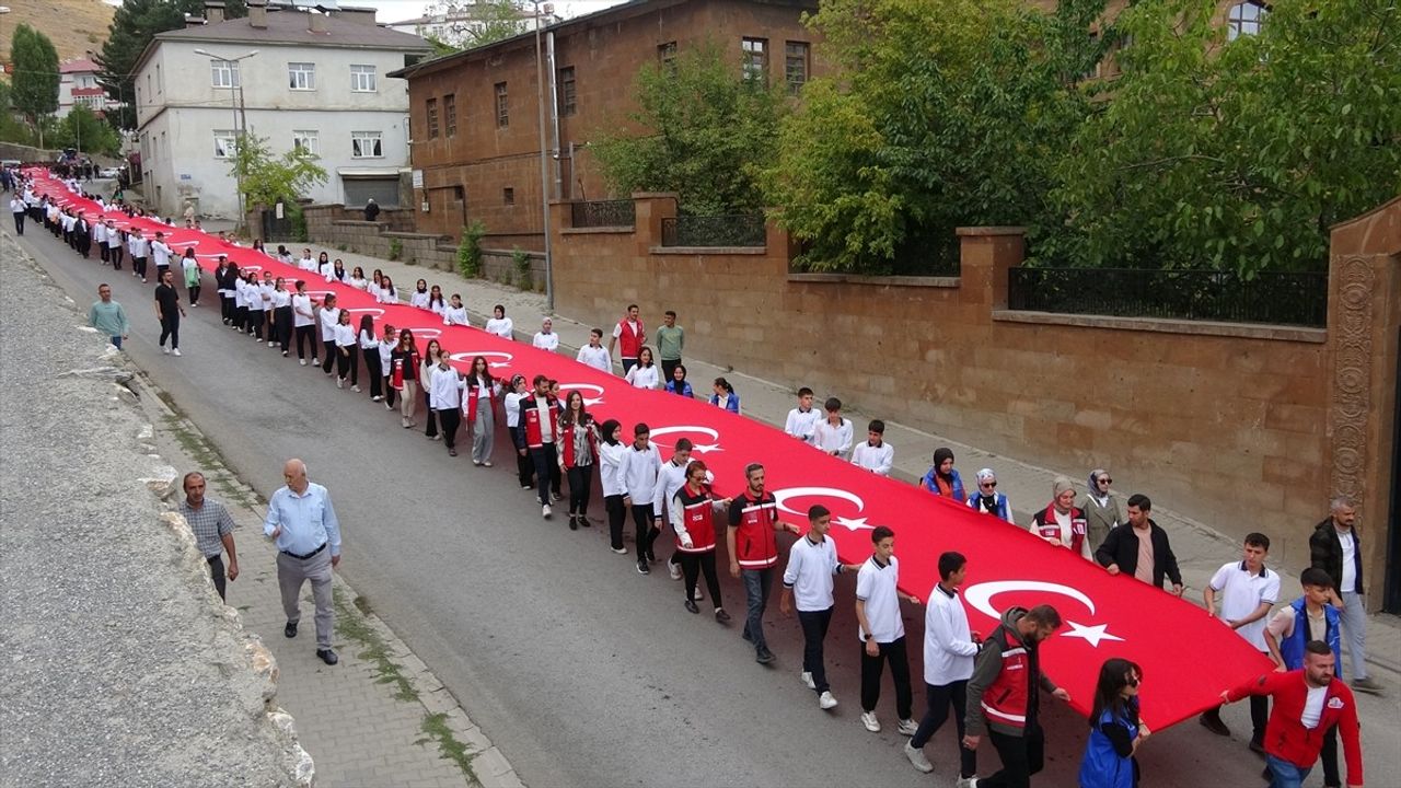 19 Eylül Gaziler Günü: Van, Hakkari, Bitlis ve Muş'ta Törenler