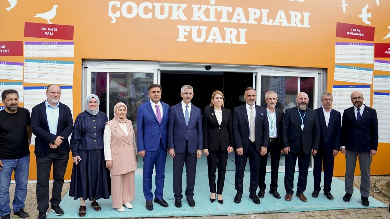 2. Uluslararası İstanbul Çocuk Kitapları Fuarı Rami Kütüphanesi'nde açıldı