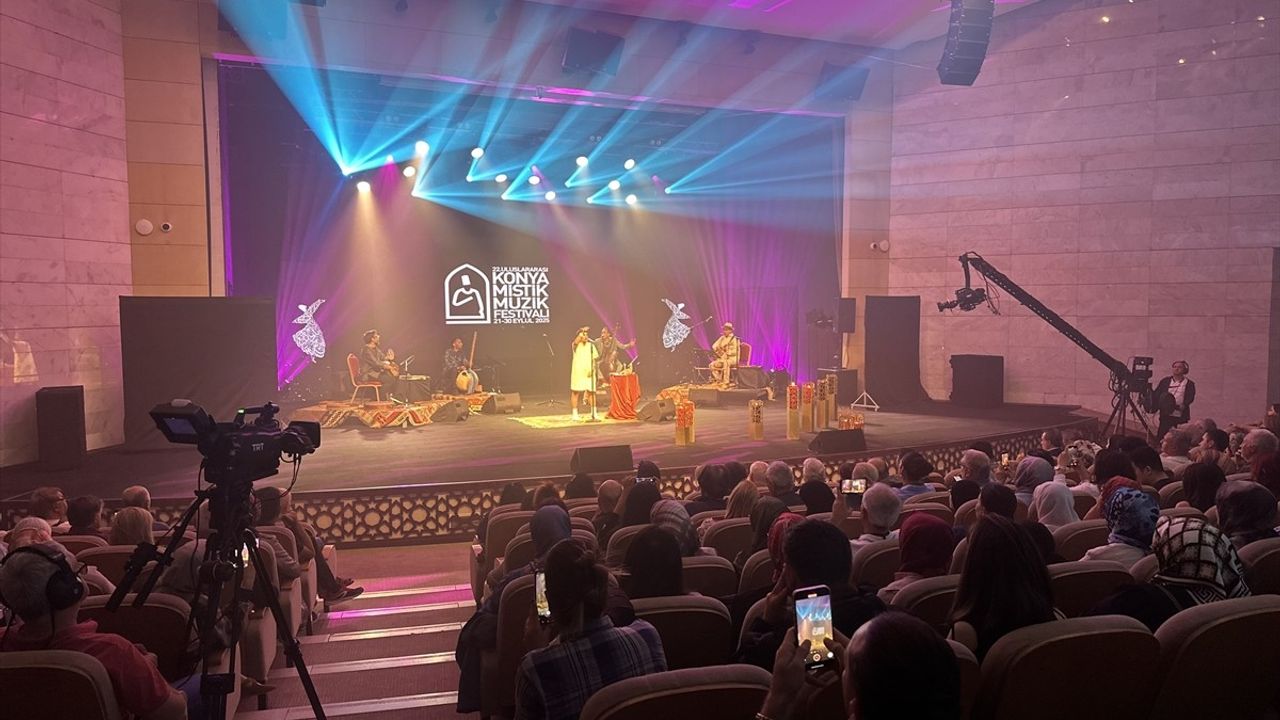 22. Uluslararası Konya Mistik Müzik Festivali sürüyor
