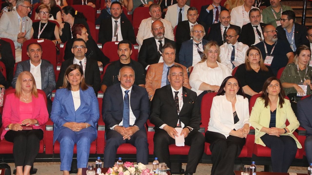 28. Uluslararası Diş Hekimliği Kongresi Diyarbakır'da başladı