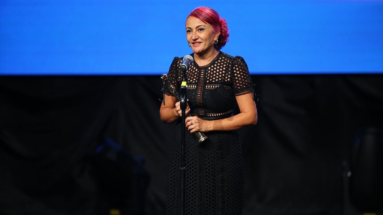 32. Uluslararası Adana Altın Koza Film Festivali: "O Da Bir Şey Mi" En İyi Film Seçildi