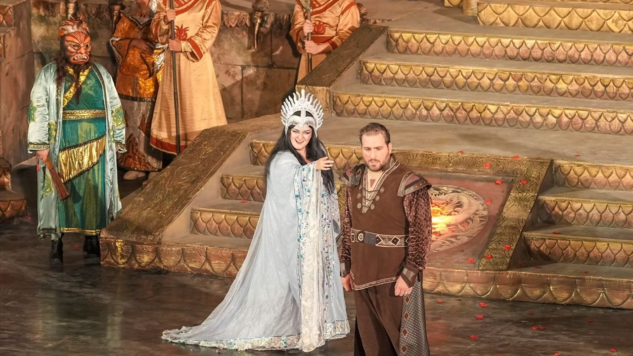 32. Uluslararası Aspendos Opera ve Bale Festivali Turandot ile açıldı
