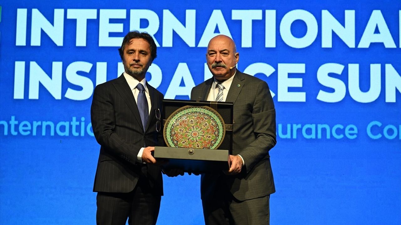 4. Uluslararası Sigorta Zirvesi Başladı — SEDDK'den Tamamlayıcı Emeklilik Açıklaması