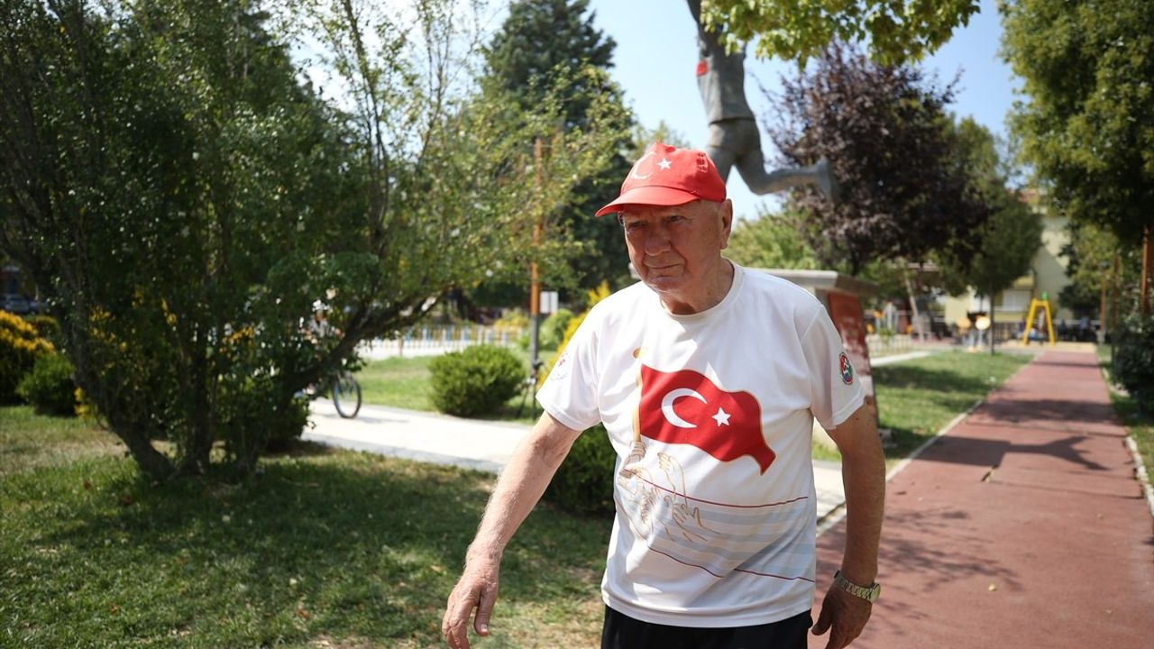 83 yaşındaki 'Yüzyılın Atleti' İsmail Akçay'tan hareketsizlik tepkisi