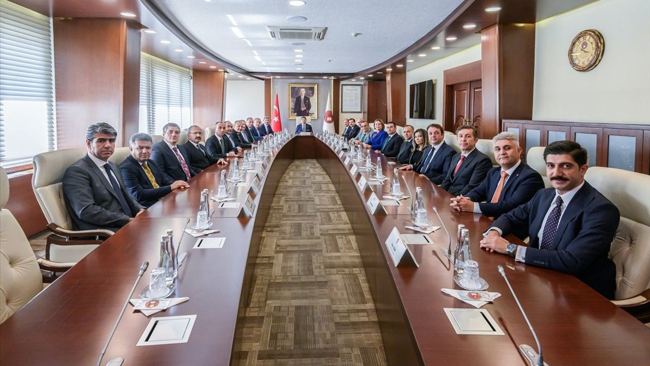 Adalet Bakanı Tunç: HSK Toplantısında Türkiye Yüzyılı Yargı Reformu ve Yargının Güçlendirilmesi