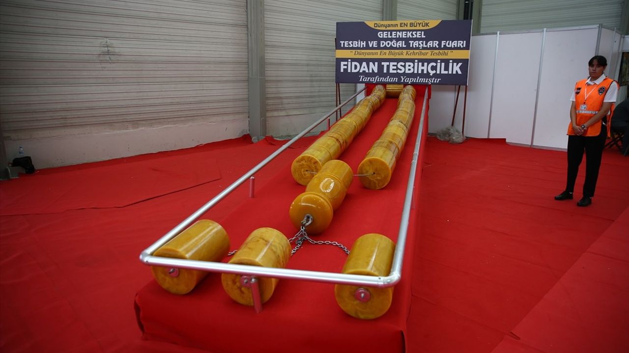 Adana'da 4. Tesbih ve Doğal Taşlar Fuarı Açıldı