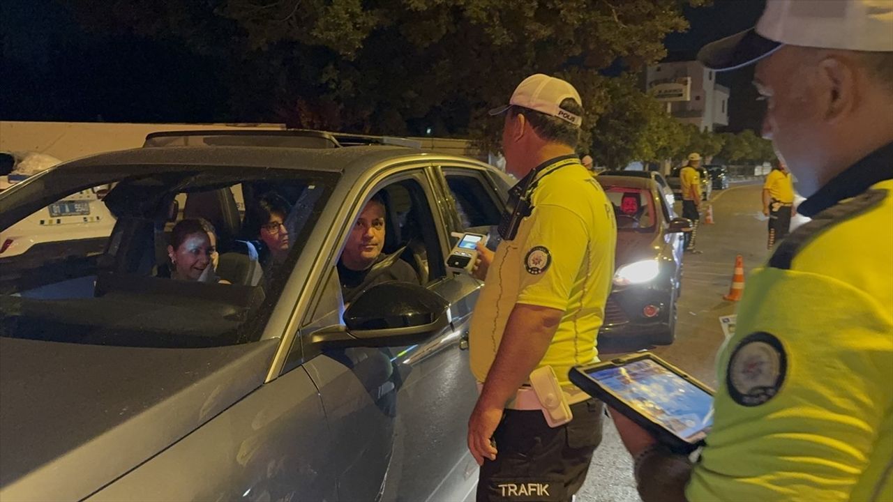 Adana'da dron destekli trafik denetimi — 478 araç durduruldu