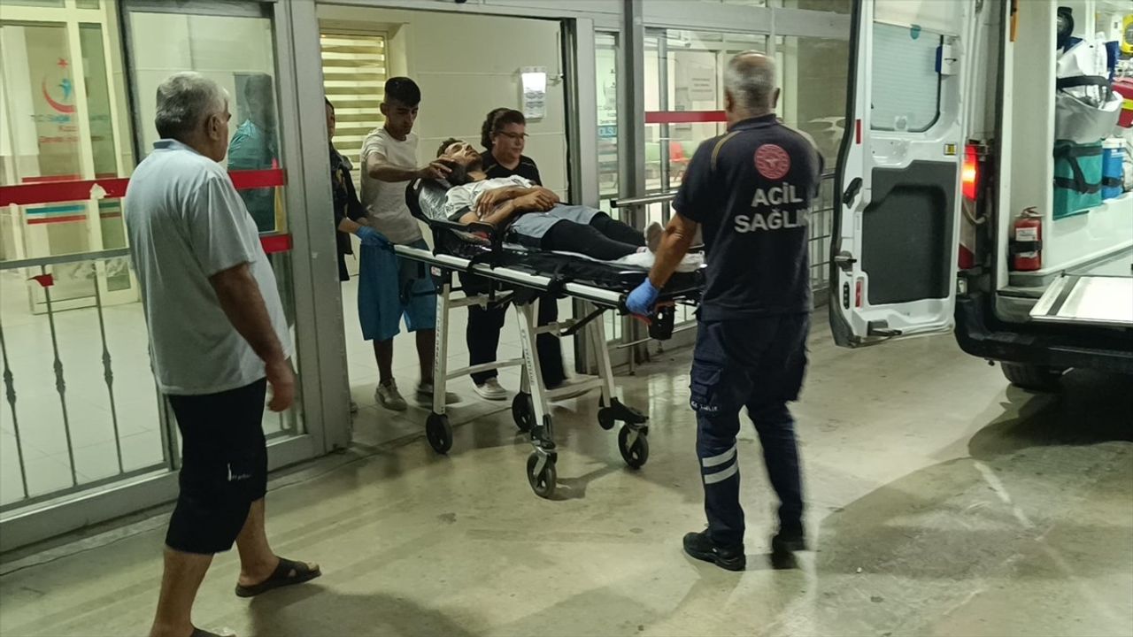 Adana'da Halı Saha Kavgası: 1'i Ağır 2 Yaralı