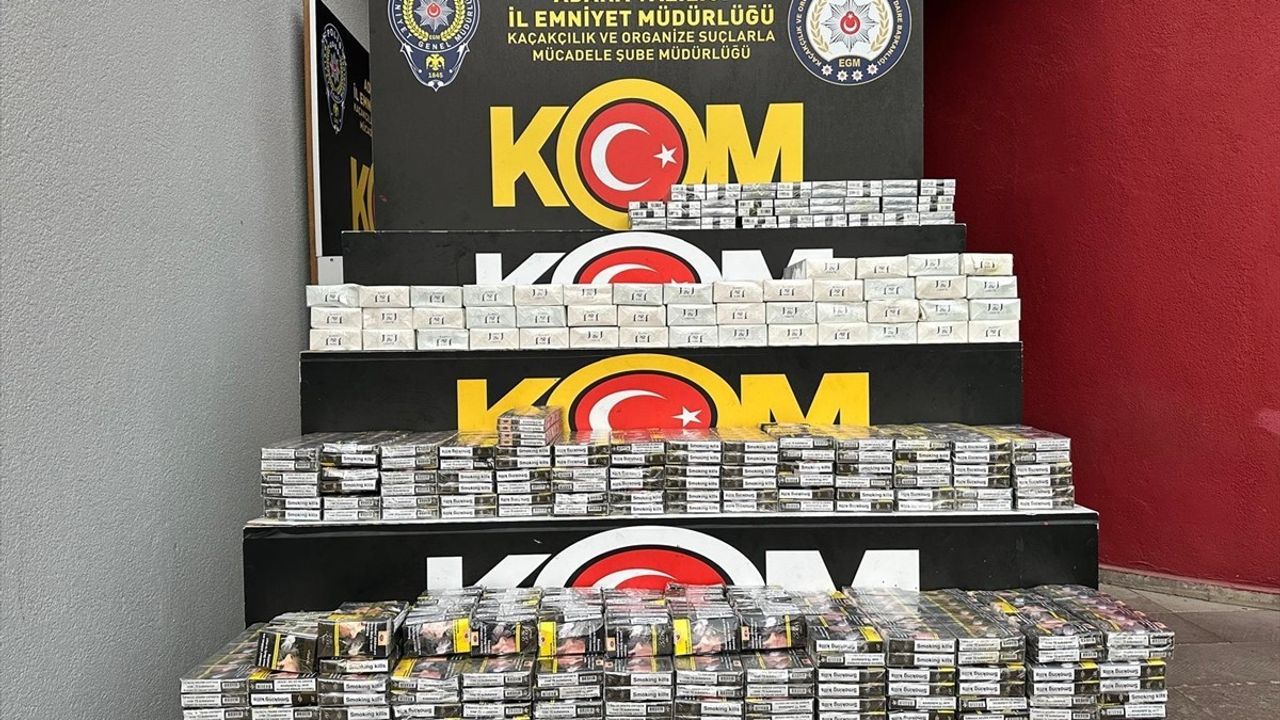 Adana'da Kaçak Sigara Operasyonu: 3 Zanlı Tutuklandı